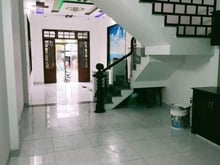 Hình ảnh Cho thuê nhà 2 tầng MT đường Đà Sơn