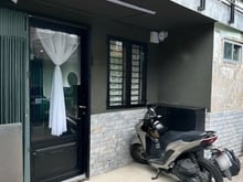 Hình ảnh Cho Thuê Nhà Nguyên Căn Hẻm Bến Vân Đồn