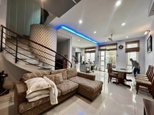 Hình ảnh TiêuVilla Đường Lê Quang Định BThanh,Gần 70m2,4PN,Hẻm Xe Hơi,Chỉ 8.xty