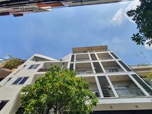 Hình ảnh Bán Tòa nhà CHDV MTNB Bàu Cát 2,P14,TB.dt 8x14. đúc 5 Lầu, Thang Máy