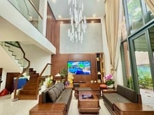 Hình ảnh Bán biệt thự vip Ba Vân, P14, Tân Bình. DT 10x17m đúc 3 lầu NTCC