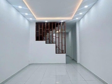 Hình ảnh Bán nhà 1T1L đường Gò Ô Môi - Q7, 60m2, Shr, Hxh , Giá 870 Triệu