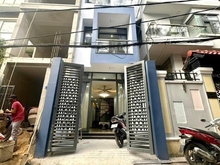 Hình ảnh Bán nhà hẻm vip xe tải tránh- Dương Quảng Hàm- 4 tầng-47m2- 6,5 Tỷ