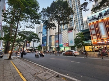 Hình ảnh Cho thuê nhà MTKD đường Trần Hưng Đạo, P.1 Quận 5