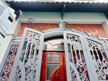 Hình ảnh Bị chủ nợ dí bán gấp nhà 2 mặt hẻm tại Q4 chỉ 1 tỷ 370 triệu DT:30m2