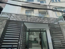 Hình ảnh Nhà BTCT đẹp 4 Tầng HXH Nguyễn Oanh Phường 17 5*12