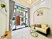 Hình ảnh LY HÔN BÁN NHÀ Lê Hoàng Diệu Phú Nhuận 49m² giá 1tỷ850 có sổ riêng