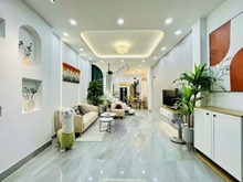 Hình ảnh KHU SẦM UẤT NHÀ HXH NGAY Bà Hom p13 giá 1tỷ690 4x11,3m 2PN lớn 2Wc