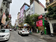 Hình ảnh Cho thuê nhà mặt đường chùa láng