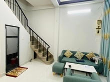 Hình ảnh SHIP TẬN GIƯỜNG bán nhà Nguyễn Trọng Tuyển 3 tầng 2PN chỉ 1ty230 SHR