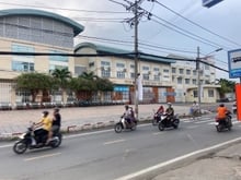 Hình ảnh Bán Nhà 70m2 Hẻm Xe Hơi Ngang 5m gần UBND P. Tăng Nhơn Phú B Gía 4 Tỷ