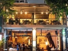 Hình ảnh Cho thuê nhà phố Võ Chí Công , Diện tích : 150m2 + gác lửng . MT : 21m