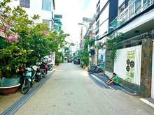 Hình ảnh Nhà đẹp HXH tránh, Âu Dương Lân, Q8, 72M2, 5 tầng 5wc 7Pn, Chỉ 8 tỷ99
