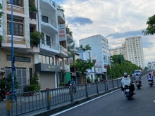 Hình ảnh bán nhà 6 tầng có thang máy thu nhập 50tr/1TH đường Trần Quang Khải Qu