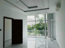 Hình ảnh Cho thuê nhà 3 tầng MT Nghiêm Xuân Yêm, Nam Việt Á GĐ1 hợp làm công ty