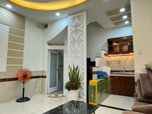Hình ảnh Bán nhà Hẻm Xe Hơi Thông Khu VIP Đoàn Thị Điểm,PN,1tỷ850,4PN,SHR,HXH