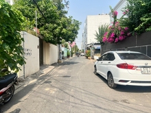Hình ảnh Bán nhà mặt tiền ngay vòng xoay Trần Não. DT:125m2, CTXD 6 tầng. 18 Tỷ