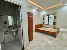 Hình ảnh Phòng cho thuê full nội thất cửa sổ sát cầu chữ y