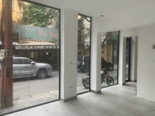 Hình ảnh Cho thuê nhà mặt phố Quang Trung DT 120m2x3 tầng MT 6,5m Giá: 190tr/th