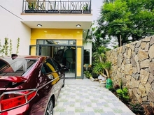 Hình ảnh Bán Nhà 2 Tầng Ô tô Đậu Trong Sân Hoà An Cẩm Lệ 2ty6xx