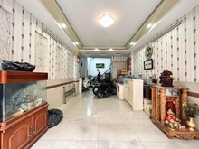 Hình ảnh Bán Nhà Phan Đăng Lưu Phú Nhuận, 6 Lầu, 52m2, Hẻm Ôtô, Vị Trí Rất Đẹp