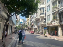Hình ảnh Chỉ 18,4 tỷ - phố phó đức chính, ba đình - 60m²* mt 7m, kinh doanh