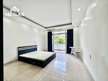 Hình ảnh 1Phòng Ngủ Full Nội Thất Ban Công Giá Rẻ Mới Xây Ngay Quang Trung