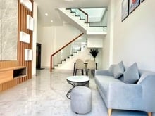 Hình ảnh Bán nhà hẻm lớn 12m Hai Bà Trưng, Q1. 41m2. 4 tầng. giá 2tỷ035 TL