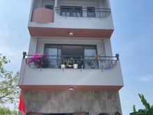 Hình ảnh Nhà 4 tầng x 63m2, khu Đông Âu đường 10m, Hoàng Quốc Việt, Quận 7
