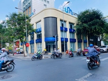 Hình ảnh Cho thuê góc 2MT 129 Hai Bà Trưng Q1 - 20x20m - 1 trệt 2 lầu - 500tr