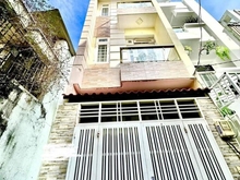 Hình ảnh Ngay khu víp Phan Xích Long Phú Nhuận - 4 Tầng 4PN - 55M2 - Giá 3T210