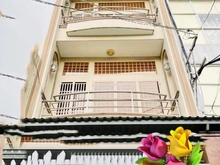 Hình ảnh Nhà Trung Tâm Giá Ngoại Ô - Trần Hưng Đạo, Q1- Giá 1 TỶ 980 TR 49m2 4P