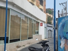 Hình ảnh Bán nhà 2 lầu  ngai tại đường Phạm Văn Đồng. Hẻm 6m. Giá 5 tỷ