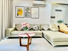 Hình ảnh Chủ gửi bán gấp CH Sunrise City Q7 DT: 70m2 giá chỉ 1 tỷ 645 triệu SHR