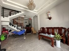 Hình ảnh Bán nhà đẹp 60m2 nhỉnh 5 tỷ Tân Phú, Quận 9, 4 tầng bên hông Suối Tiên