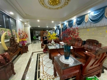 Hình ảnh Cho thuê biệt thự full nội thất 10*20m hai xe hơi vào nhà gần Aeon