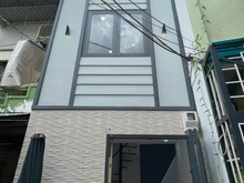 Hình ảnh Đất vàmg Quận 1 - trệt 2 lầu BTCT ĐẦY ĐỦ CÔNG NĂNG CHO GIA ĐÌNH NHỎ