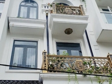 Hình ảnh Cho thuê nhà MT 476A Huỳnh Văn Bánh P.14 Q.Phú Nhuận
