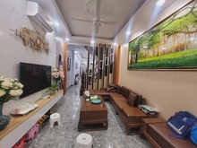 Hình ảnh Bán nhà thái thịnh đống đa 53m2 10.6 tỷ 4 tầng 3,3 mặt tiền ngõ thông