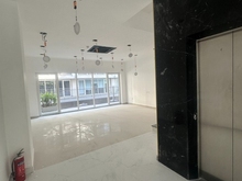 Hình ảnh Cho thuê Shophouse Saritown sala Giá 4300$ có thang máy, máy lạnh