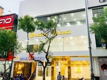 Hình ảnh cho thuê nhà Mặt Tiền ngang 13x13m Nguyễn Văn Trỗi phương 10 Phú Nhuận