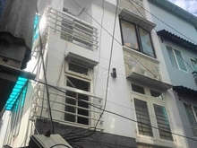 Hình ảnh Cho thuê nhà hẻm Trần Quang Khải 3pn 4wc 3 lầu Quận 1