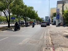 Hình ảnh Q1 Võ Văn Kiệt,sân đậu ô tô DT 3x22m,nhà C4 tiện xây mới, Giá  11,5tỷ