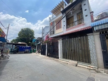 Hình ảnh Nhà 2lầu Linh trung thủ đức ,đường 4m ,4.3*13,sổ hoàn công nhỉnh 4tỷ
