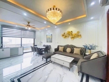Hình ảnh Bán nhà phố NGUYỄN VĂN CỪ - Ngõ nông rộng - 10m ra mặt phố