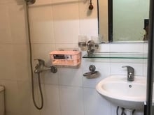 Hình ảnh Cho thuê nhà nguyên căn Phố Giang Biên - Đầy đủ nội thất - 3tr