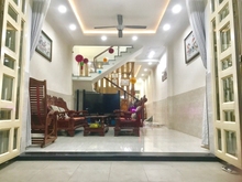 Hình ảnh bán căn nhà 2 tầng diện tich 186m2,đường Trần Xuân Soạn, p Tân Hưng Q7
