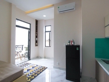 Hình ảnh CHO THUÊ CHDV QUẬN 7,FULL nội thất,Gần LOTTE,Nhà mới sạch sẽ, ban công