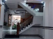 Hình ảnh Ngộp bank bán gấp nhà 1T1L Đ.Nguyễn Tất Thành, Q4. 64m2. Sổ riêng