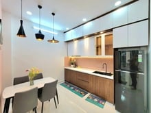 Hình ảnh Chính chủ bán nhà Lê Thị Bạch Cát P13 Q11 DT 30.7m2 giá 2tỷ150tr